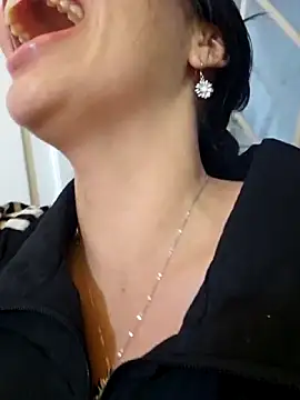 Jules Angel online show from 06-30-26, 11:06