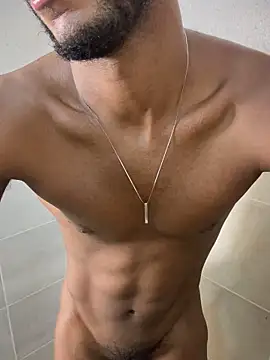 johnjaguar1  online show from 10-11-25, 11:58