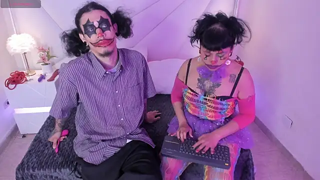 Snapshot of conjuring_ chatting on 11-01-25, 03:08 conjuring online show from 11-01-25, 03:08