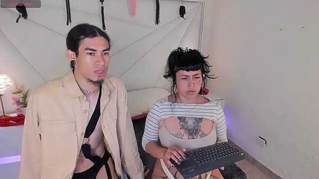 Snapshot of conjuring_ chatting on 11-09-25, 03:05 conjuring online show from 11-09-25, 03:05