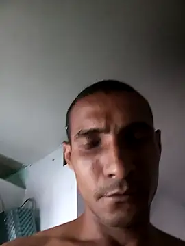 Snapshot of alejandrolopez2022alejand chatting on 10-07-25, 09:45 alejandrolopez2022alejand online show from 10-07-25, 09:45