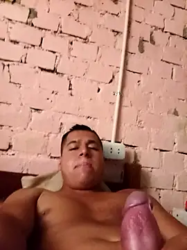 Alex321Flores online show from 05-20-26, 01:50