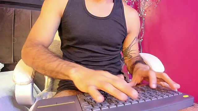 Snapshot of Lobo_sex21 chatting on 10-21-25, 07:58 Lobo sex21 online show from 10-21-25, 07:58