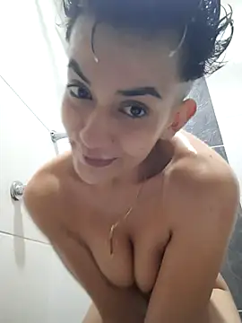 Zulyhenao online show from 10-05-25, 01:20