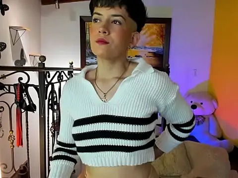 Zulyhenao online show from 11-21-25, 03:27