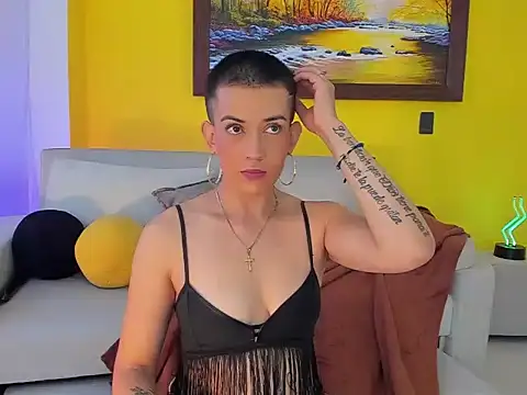 Zulyhenao online show from 01-16-26, 01:59