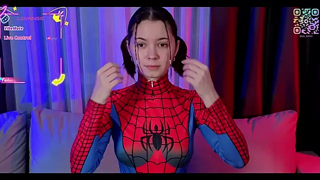 Snapshot of Show_Ray chatting on 10-22-25, 07:24 Show Ray online show from 10-22-25, 07:24