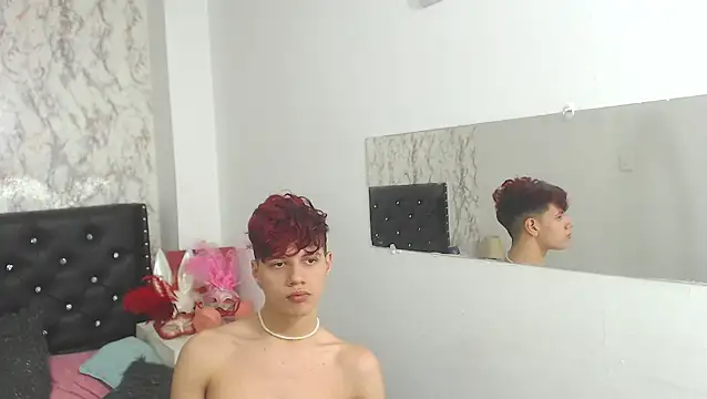 Snapshot of Patrick-Rios chatting on 10-07-25, 08:17 Patrick-Rios online show from 10-07-25, 08:17