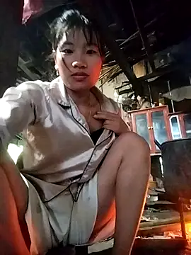 Snapshot of sukanaka99 chatting on 10-11-25, 11:25 sukanaka99 online show from 10-11-25, 11:25