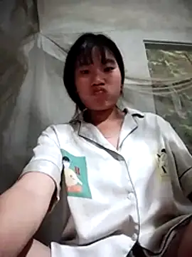 Snapshot of sukanaka99 chatting on 10-24-25, 11:39 sukanaka99 online show from 10-24-25, 11:39