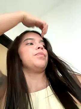 gabriiieela  online show from 10-25-25, 09:20