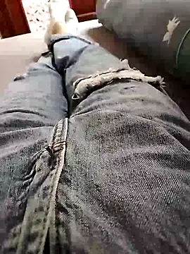 Lili 2love online show from 10-28-25, 01:09