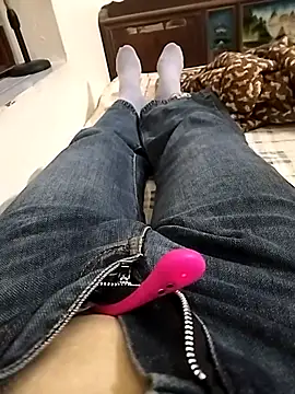 Lili 2love online show from 11-04-25, 01:27