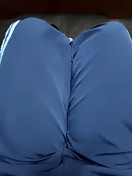 Lili 2love online show from 02-05-26, 09:58