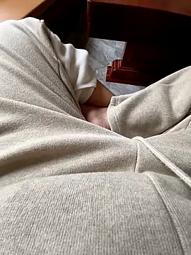 Lili 2love online show from 02-06-26, 07:56