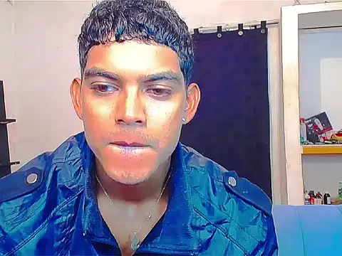 Snapshot of theMyke101 chatting on 05-31-26, 06:04 theMyke101 online show from 05-31-26, 06:04
