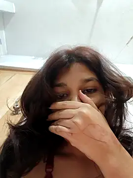 Snapshot of Sweet_Couple59 chatting on 05-11-26, 07:44 Sweet Couple59 online show from 05-11-26, 07:44