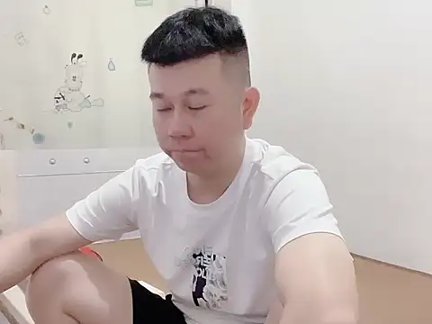 Snapshot of dachui_168 chatting on 10-15-25, 03:56 dachui 168 online show from 10-15-25, 03:56