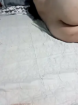 Snapshot of tulip-bae chatting on 10-07-25, 03:25 tulip-bae online show from 10-07-25, 03:25