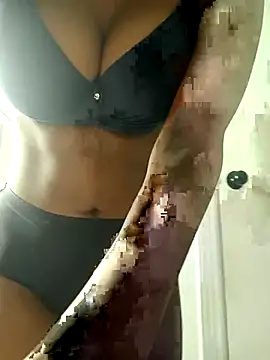 Snapshot of zoya_your chatting on 11-10-25, 03:11 zoya your online show from 11-10-25, 03:11