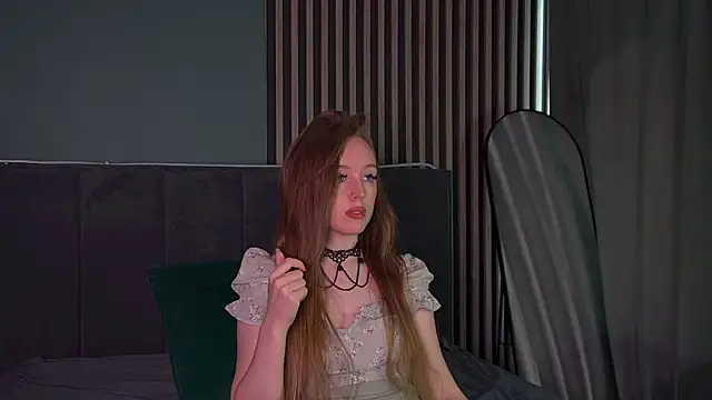 Snapshot of KathyStewart chatting on 10-04-25, 04:32 KathyStewart online show from 10-04-25, 04:32