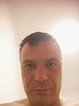 viktor1992-1-1 online show from 07-21-26, 08:00