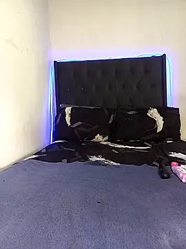 Sex bomb30 online show from 03-19-26, 01:59