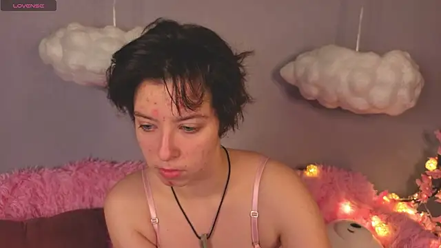 Sara Frayer online show from 02-04-26, 01:00