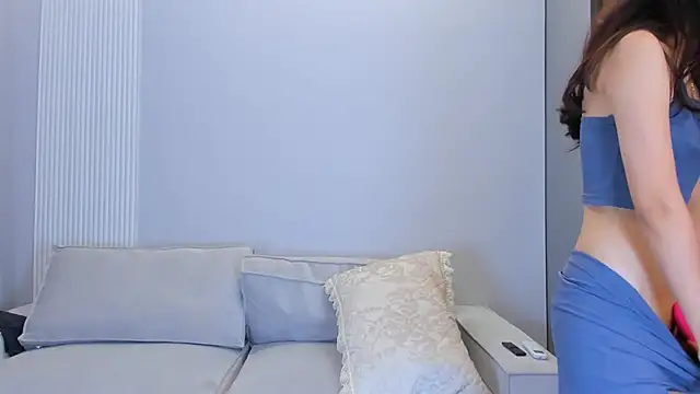 Snapshot of angel_soo chatting on 10-14-25, 01:12 angel soo online show from 10-14-25, 01:12