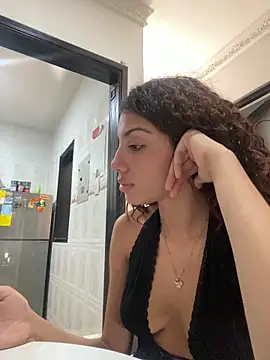 Azza  Slimene online show from 10-20-25, 05:46