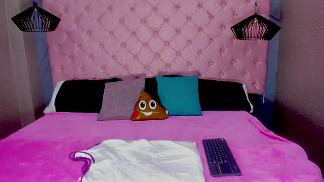 Cloe-Naughty online show from 10-02-25, 01:29