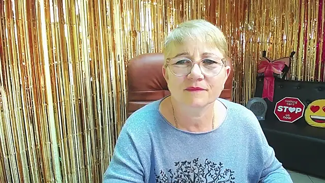 lunarossa  online show from 10-07-25, 06:21