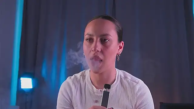 formoneyes online show from 10-06-25, 04:21