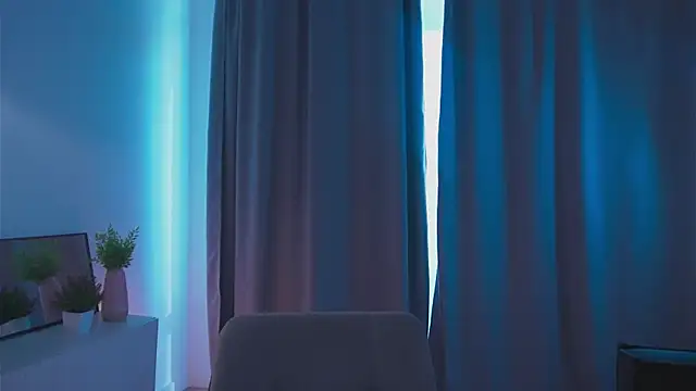 formoneyes online show from 10-09-25, 04:32