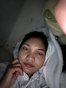 Snapshot of Mit-thi123 chatting on 10-27-25, 06:39 Mit-thi123 online show from 10-27-25, 06:39