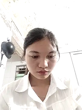 Snapshot of Mit-thi123 chatting on 10-27-25, 10:03 Mit-thi123 online show from 10-27-25, 10:03