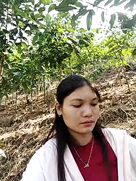 Snapshot of Mit-thi123 chatting on 10-29-25, 03:09 Mit-thi123 online show from 10-29-25, 03:09