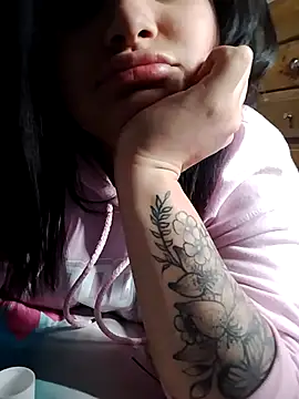 Snapshot of Jasmin_ferht2 chatting on 11-06-25, 08:43 Jasmin ferht2 online show from 11-06-25, 08:43