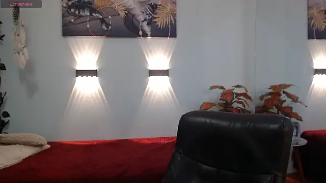 Snapshot of LiamBlack16 chatting on 10-03-25, 02:14 LiamBlack16 online show from 10-03-25, 02:14