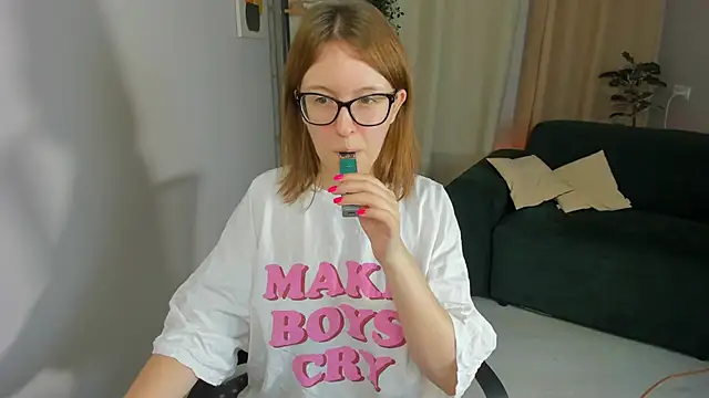 Snapshot of arizzzona chatting on 10-16-25, 05:52 arizzzona online show from 10-16-25, 05:52