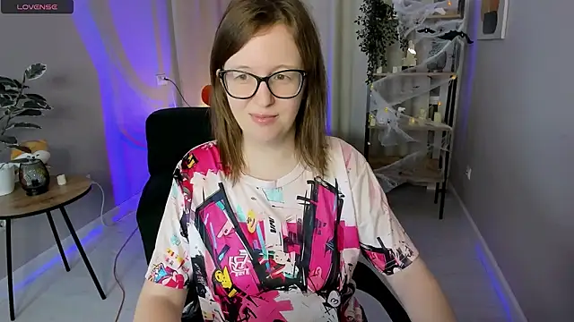 Snapshot of arizzzona chatting on 11-02-25, 06:16 arizzzona online show from 11-02-25, 06:16