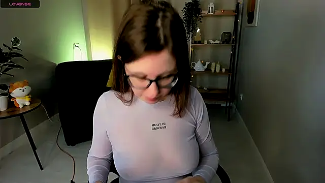 Snapshot of arizzzona chatting on 11-17-25, 06:19 arizzzona online show from 11-17-25, 06:19