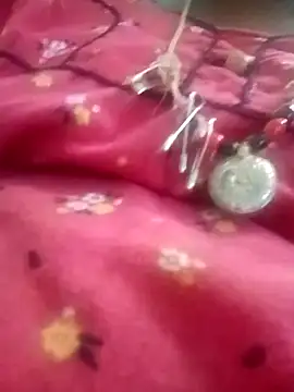 Snapshot of supcpl chatting on 10-15-25, 06:35 supcpl online show from 10-15-25, 06:35