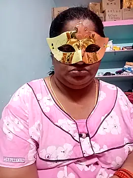 Snapshot of supcpl chatting on 11-19-25, 05:24 supcpl online show from 11-19-25, 05:24