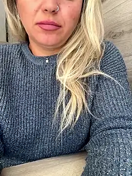 Daiana Andra online show from 10-06-25, 10:12