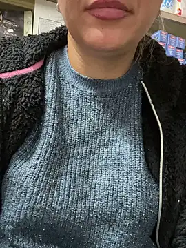 Daiana Andra online show from 10-17-25, 09:01