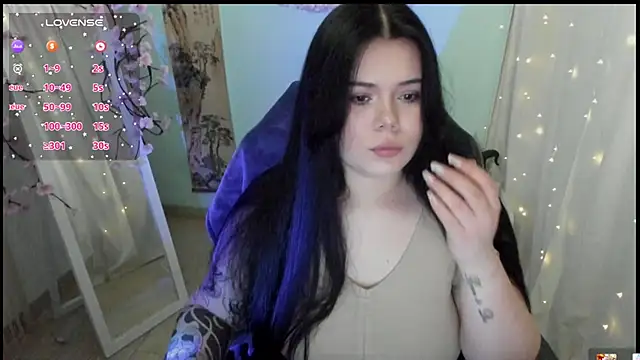 Snapshot of Mona_Esty chatting on 03-29-26, 06:13 Mona Esty online show from 03-29-26, 06:13