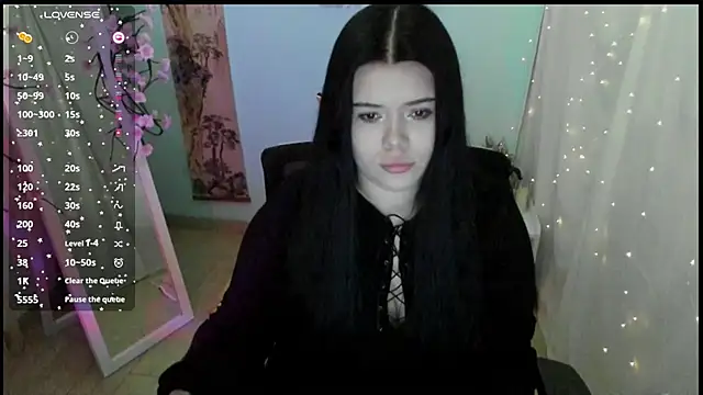 Snapshot of Mona_Esty chatting on 04-08-26, 06:24 Mona Esty online show from 04-08-26, 06:24
