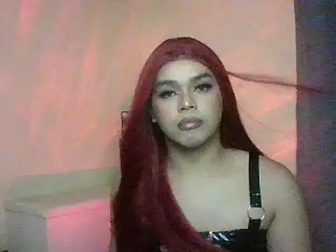 TarahFox online show from 10-04-25, 03:32