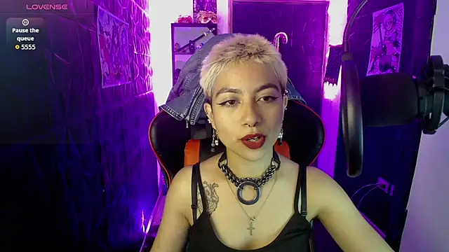 lunarichy22 online show from 12-04-25, 09:01